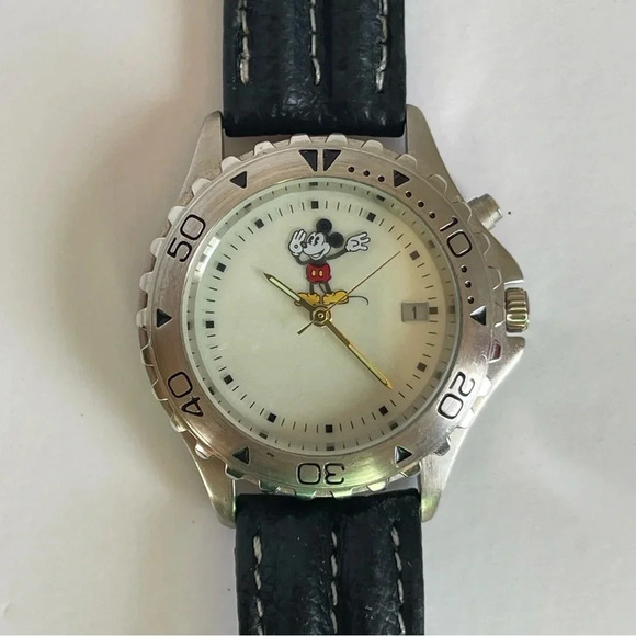 Mickey Mouse Watch With Black Leather Strap . - Picture 2 of 13